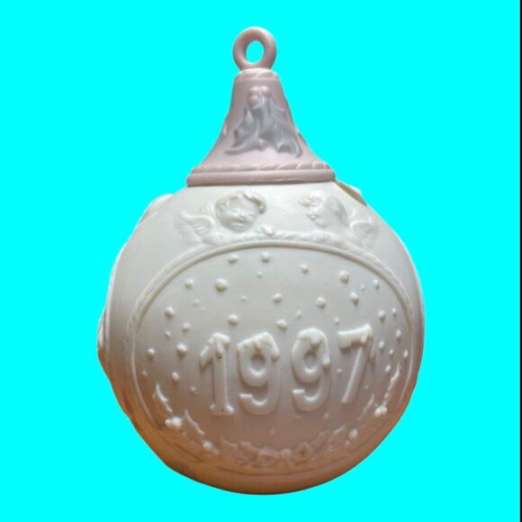 Lladro Year 1997 Ball Ornament Baby’s First Christmas Porcelain #16539 - Picture 5 of 16